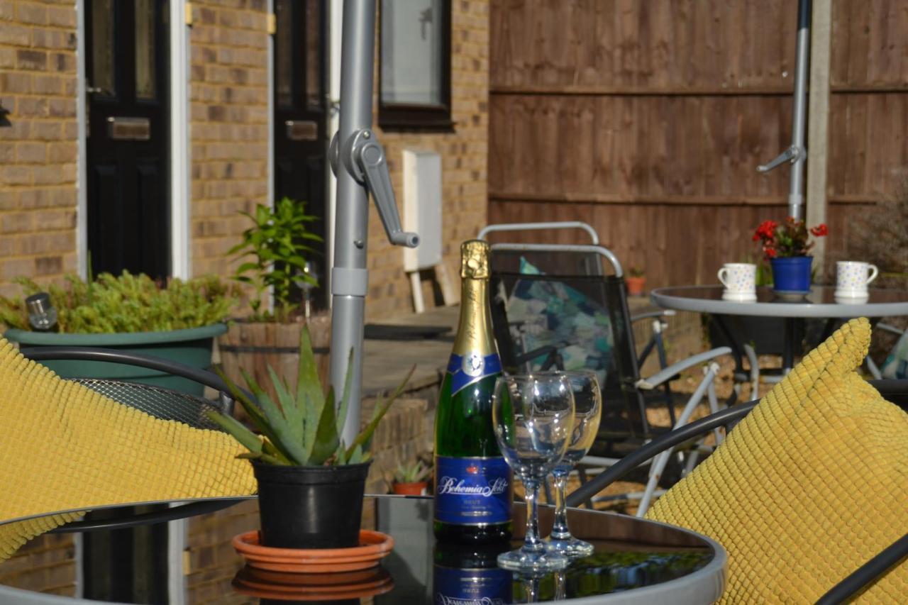 Epicsa - Family & Corporate Stay Mews Apartments With Free Parking CBG エクステリア 写真