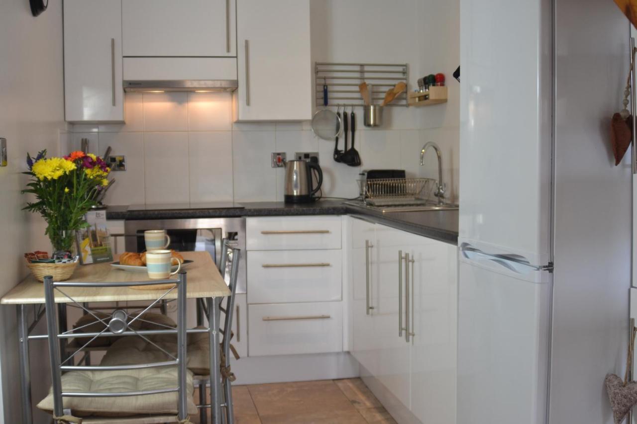 Epicsa - Family & Corporate Stay Mews Apartments With Free Parking CBG エクステリア 写真